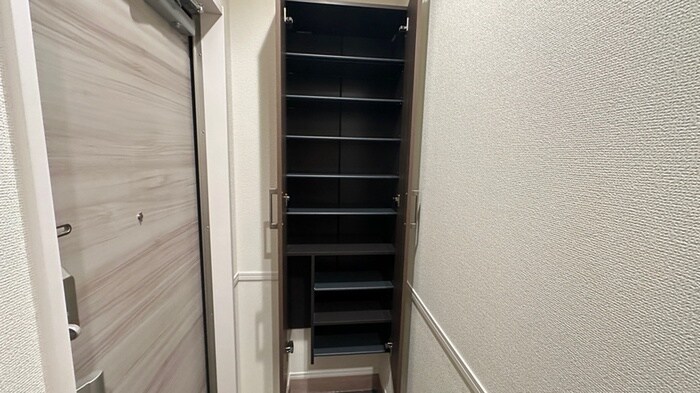 物件内観写真15　(靴箱)