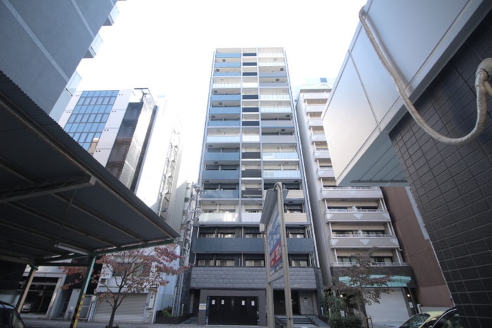 ﾌﾟﾚｻﾝｽ丸の内ｱﾃﾞﾙ(605)の物件外観写真