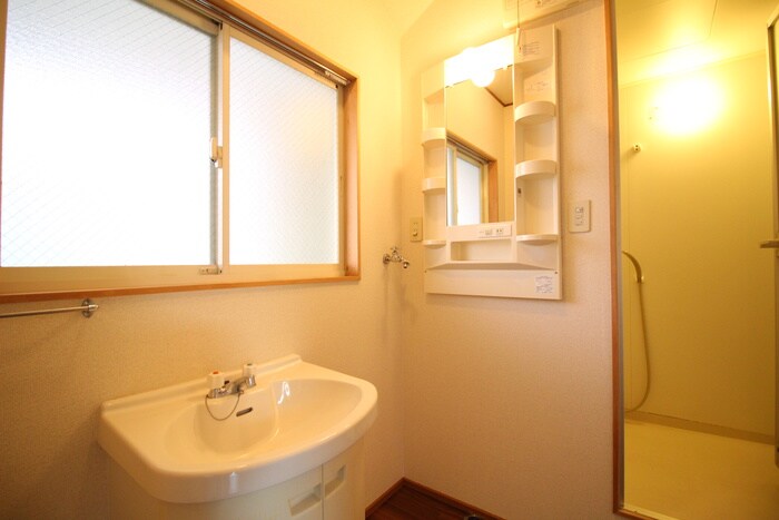 物件内観写真13　(洗面)