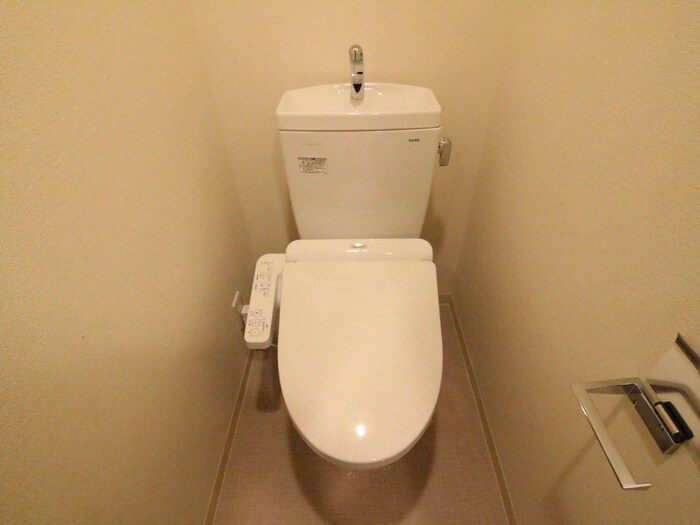 物件内観写真12　(トイレ)