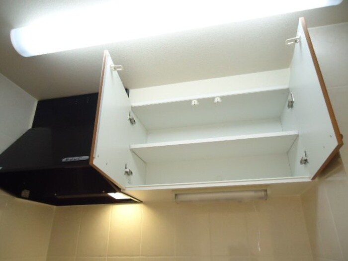 物件内観写真15　(収納)