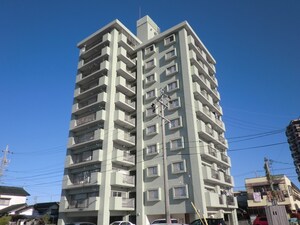 グラート岡崎外観写真