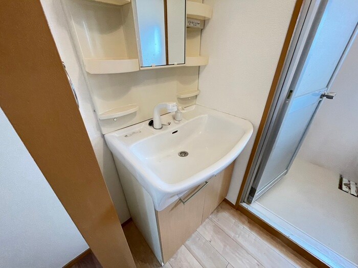 物件内観写真12　(洗面)