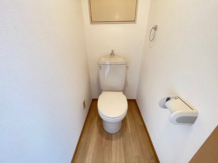 物件内観写真13　(トイレ)