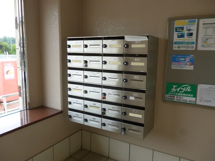 物件外観写真6　(建物設備)