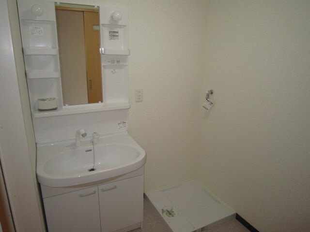 物件内観写真15　(洗面)