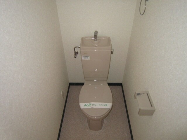 物件内観写真17　(トイレ)