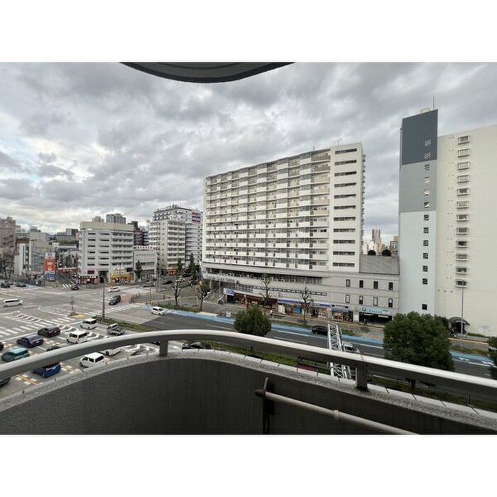 物件内観写真17　(室内からの展望)