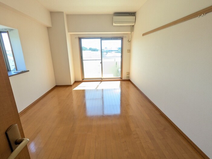 物件内観写真16　(居室)