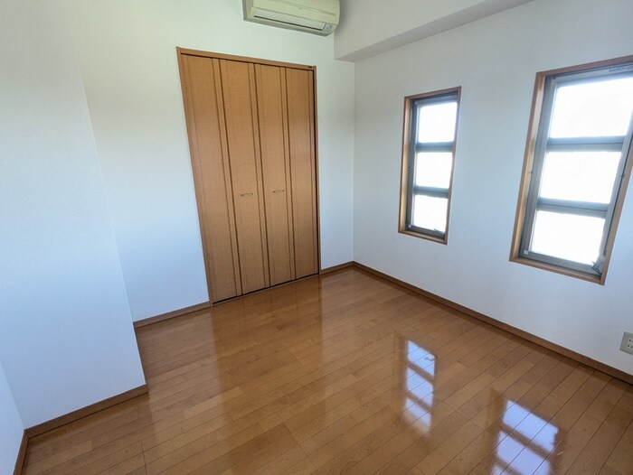 物件内観写真18　(居室)