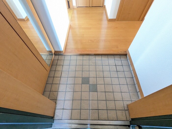 物件内観写真19　(玄関)