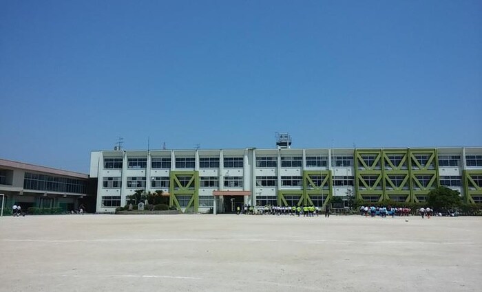 日進市立西小学校