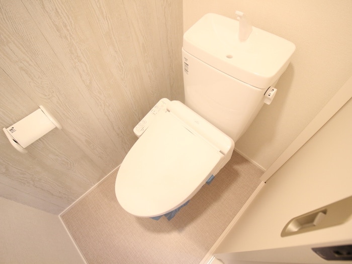 物件内観写真16　(トイレ)