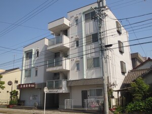 早瀬マンション外観写真