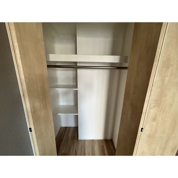 物件内観写真16　(収納)