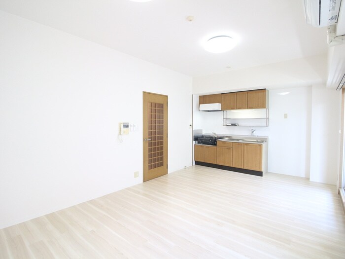 物件内観写真8　(内観写真)