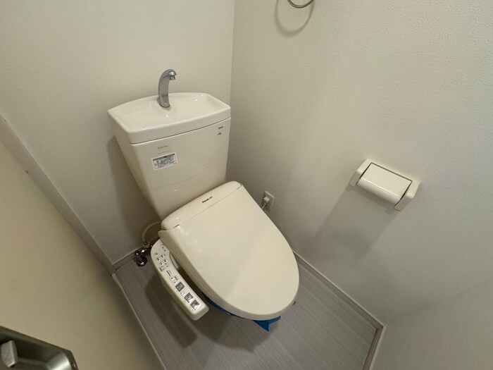 物件内観写真11　(トイレ)