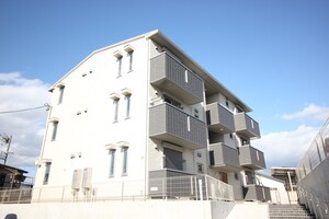 ﾌﾟﾗｲﾑﾋﾙ若松外観写真