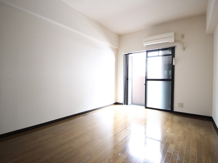 物件内観写真19　(居室)