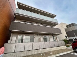 ラウレア外観写真