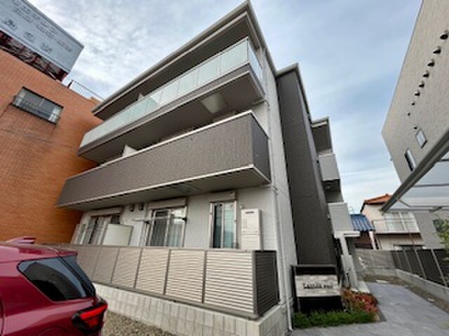 物件外観写真2　(外観写真)