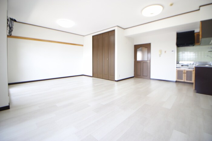 物件内観写真9　(内観写真)