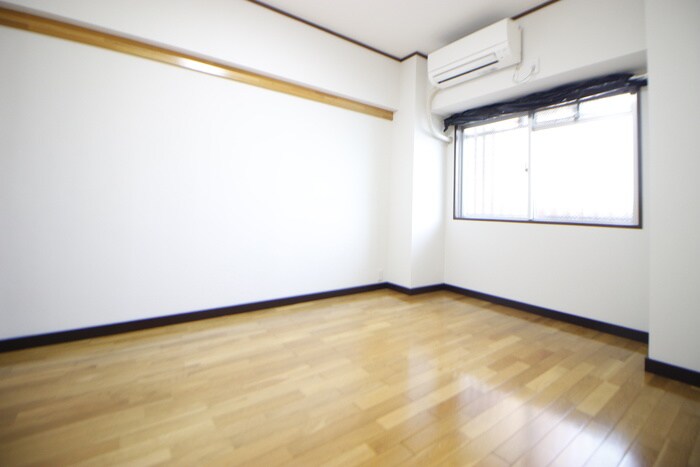 物件内観写真12　(居室)