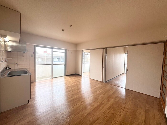 物件内観写真8　(居室)