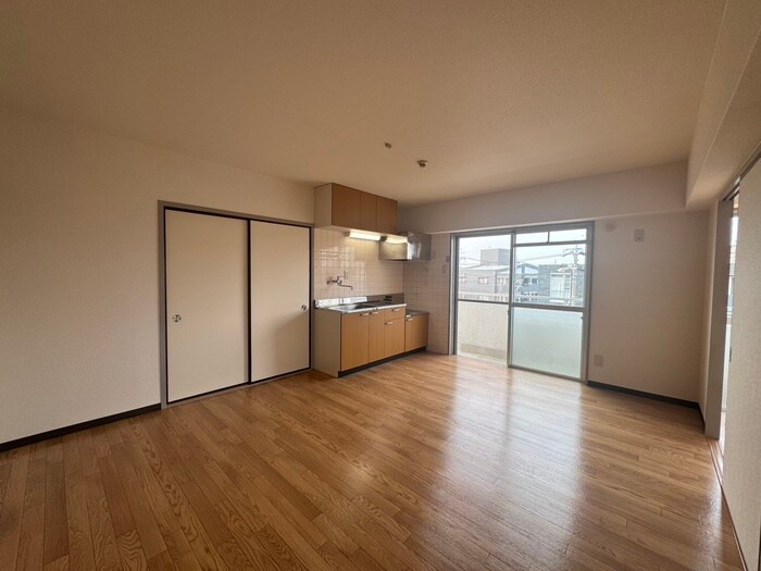 物件内観写真20　(居室)