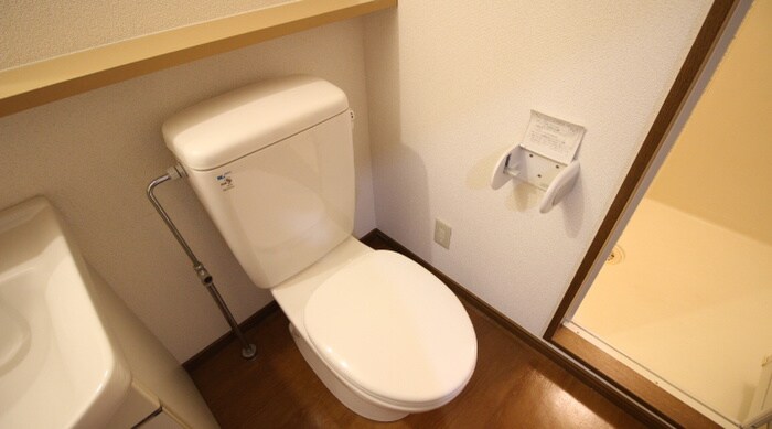 物件内観写真12　(トイレ)