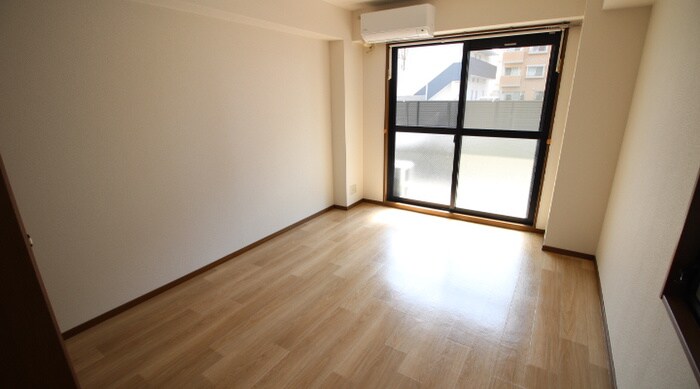 物件内観写真17　(居室)