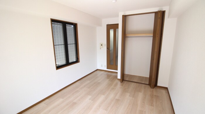 物件内観写真22　(居室)