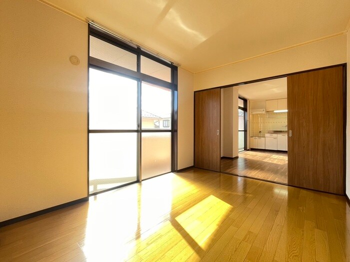 物件内観写真7　(居室)