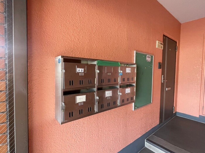 物件外観写真6　(建物設備)