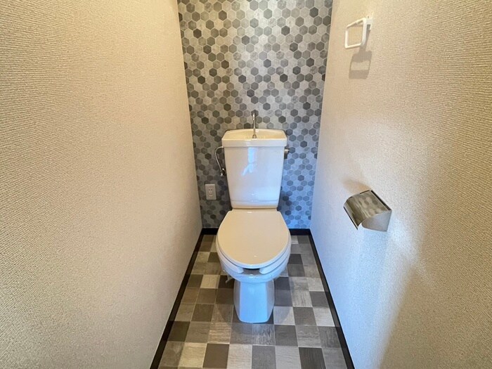 物件内観写真13　(トイレ)