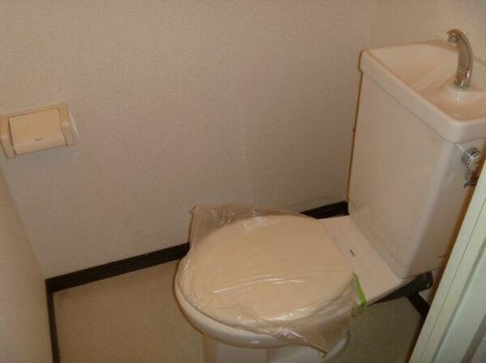 物件内観写真10　(トイレ)