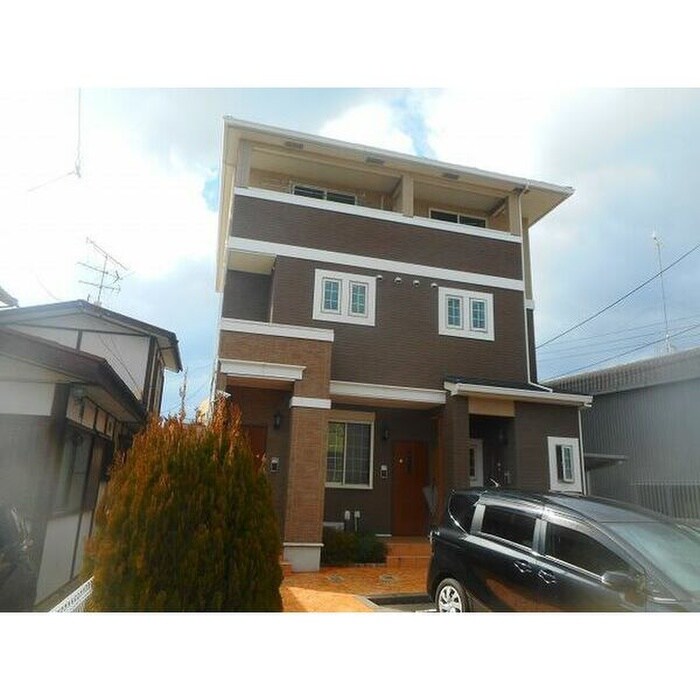 物件外観写真1　(外観写真)