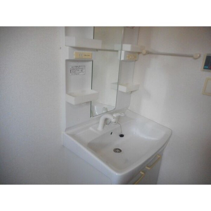 物件内観写真9　(洗面)