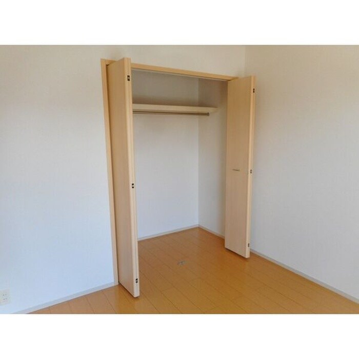 物件内観写真10　(収納)