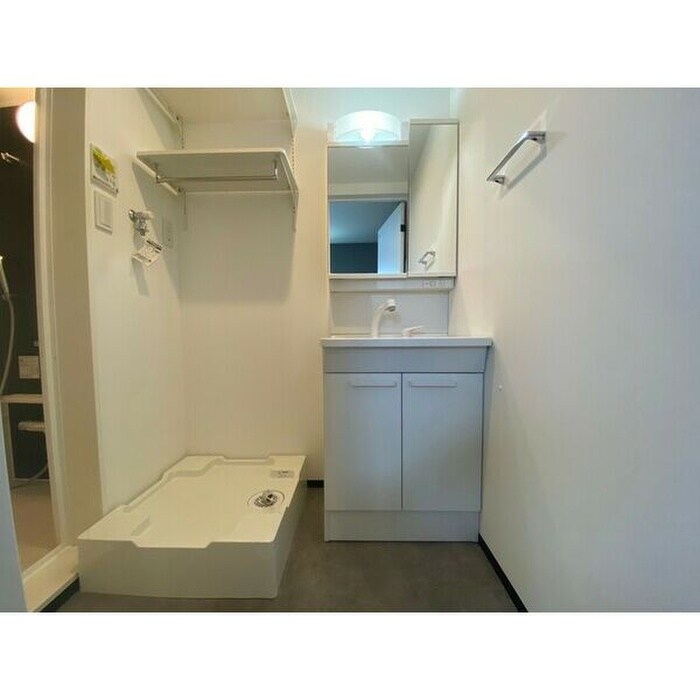 物件内観写真10　(洗面)