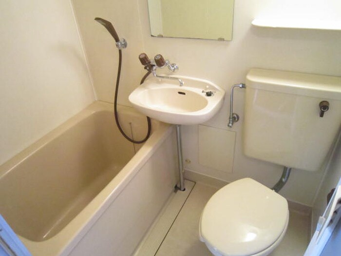 物件内観写真9　(バス／シャワールーム等)