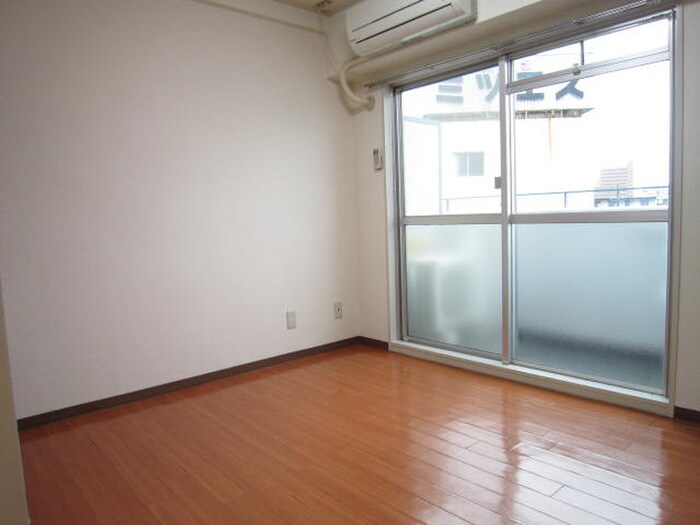 物件内観写真13　(居室)