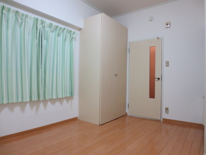 物件内観写真15　(居室)