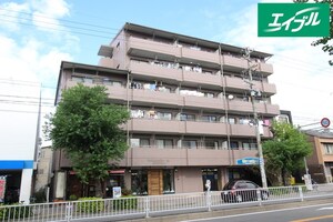 シャンボール近藤外観写真