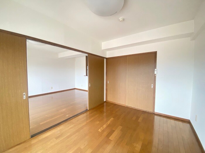 物件内観写真11　(居室)