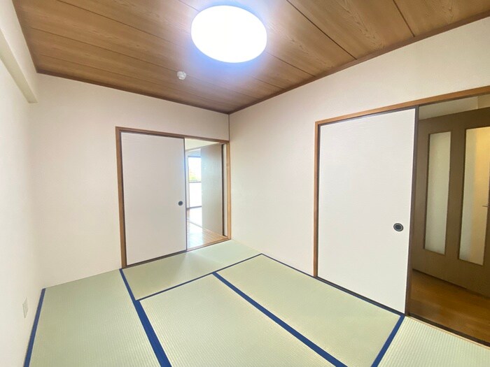 物件内観写真12　(居室)