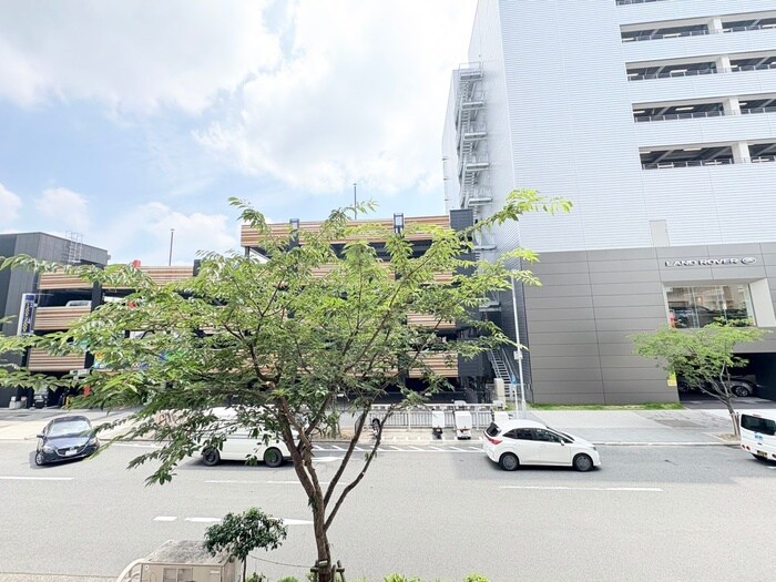 物件内観写真15　(室内からの展望)