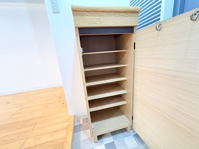 物件内観写真17　(靴箱)