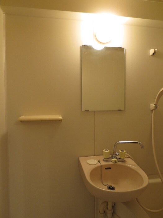 物件内観写真12　(洗面)