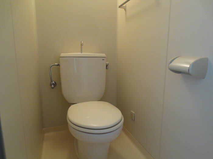 物件内観写真13　(トイレ)